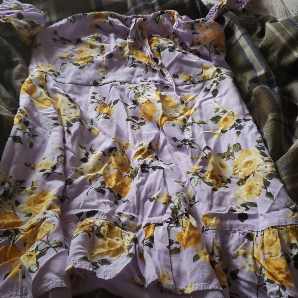 Lavender floral top